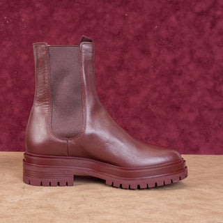 Gianvito Rossi Women Chester Burgundy Leather Chelsea Boots size 6US 36EU