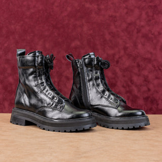 Dolce Vita Women Rain Black Leather Festival Zip Lug Combat Ankle Boots sz 5.5