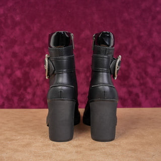 DKNY Women Dottie Black Leather Buckle Pearl Heel Combat boots size 7.5