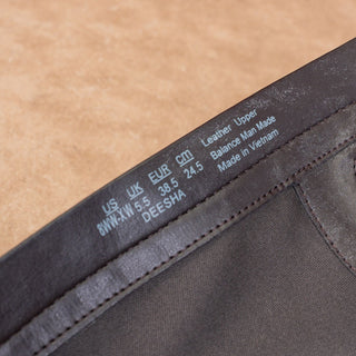 Naturalizer Wmn Deesha Mahogany Brown Suede Wide Calf Boots 8WW-WC