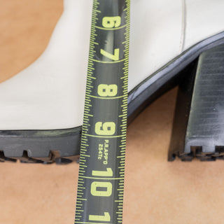 Vince Camuto Women Aresse White Leather Western Chelsea Ankle Boots sz 11