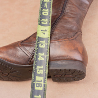 Born Women Dark Brown Zip Festival Boho Cottage Mid Flat Boots sz 8.5