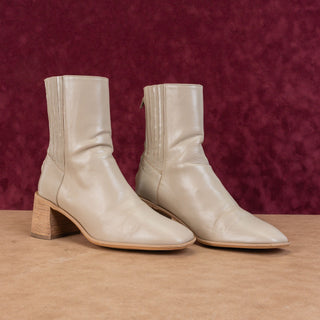 EB By Miista Wmn Inka Beige Leather Buckle Square Retro Ankle Boots 8US EUR38