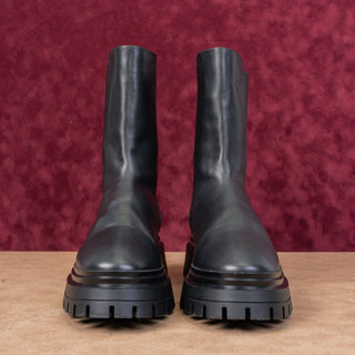 Stuart Weitzman Women Bedford Black Leather Platform Chelsea Ankle Boots sz 9