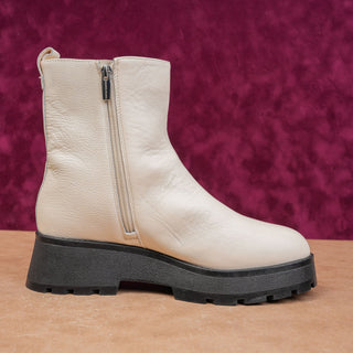Vince Camuto Women Frames White Leather Platform Festival Party Zip Boots sz 8.5
