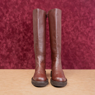 Stuart Weitzman Wmn Mila Lift Brown Leather Classic Riding Zip Knee Boots sz 7.5
