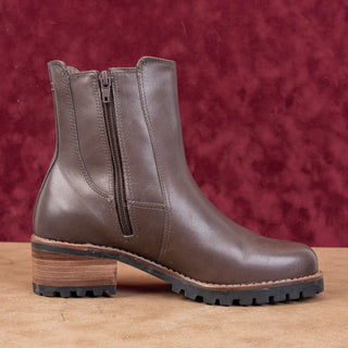 David Tate Women Santorini Waterproof Luxe Brown Leather Zip Boots sz 7