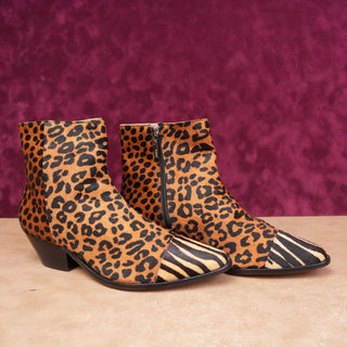 Schutz Women Amalya Leopard Print Western Cowgirl Festival Ankle Zip Boots sz 8.5