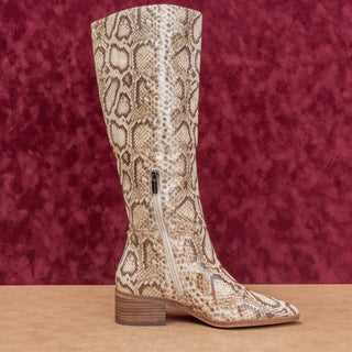 Vince Camuto Women Natural Snake Print Zip Pointy Toe Fashion Knee Boots sz 6.5
