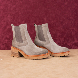 Sofft Women Jordie Taupe Leather Heel Waterproof Chelsea Ankle Boots sz 11