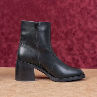 Steve Madden Women Phillie Black Leather Block Heel Ankle Boots sz 10