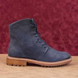 Sofft Women Lilia Distress Blue Leather Lace-up Zip Lug Ankle Boots sz 10