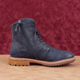 Sofft Women Lilia Distress Blue Leather Lace-up Zip Lug Ankle Boots sz 10