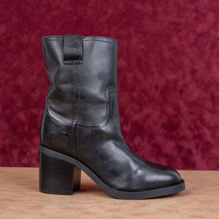 Schutz Women Wyatt Black Leather Western Pull-on Mid Calf Boots sz 8