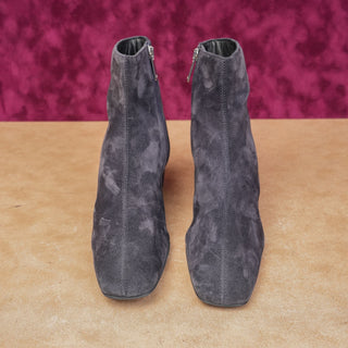 Aquatalia Women Reiss Dark Grey Fine Suede Dressy Zip Boots size 7