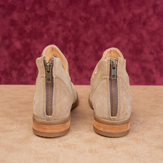 Born Women Arula Sand Suede Modern Western Back Zip Low ankle Boots sz 6