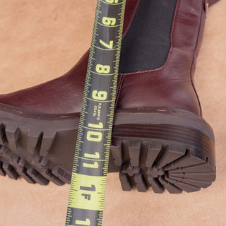 Tory Burch Women Benton Chelsea Fashion Burgundy Leather Lug Ankle Boots sz 8