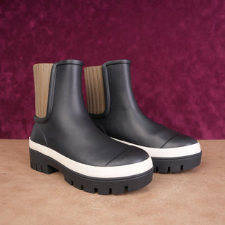 Tory Burch Womens Hurricaine Black & Beige waterproof Rubber Lug Chelsea Boots Sz 7