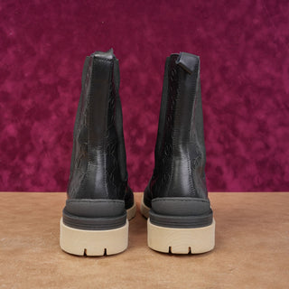 Valentino Women Rossella Black Cream Leather Chelsea Ankle Boots size 9.5