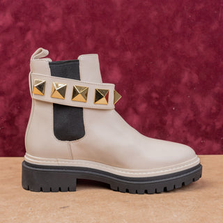 Michael Kors Women Stark Cream Leather Slip-on Chelsea Lug Boots sz 5.5