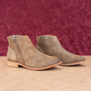 Kork Ease Women Riley Taupe Distress Leather Western Ankle Boots size 9.5