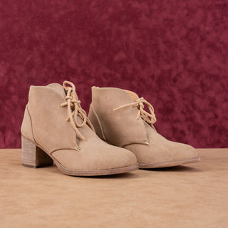 Beek Women Songlark Beige Lace-up Heeled Fashion Ankle Boots sz 7