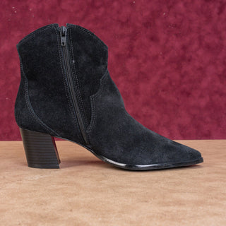 Bernardo Studio Women Black Suede Zip Western Cowboy Ankle Fashion Boots sz 9