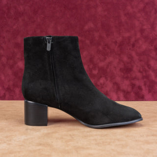 Vince Women Ara Black Suede Block Heel Zip Dress Fashion Boots sz 7.5US EUR38