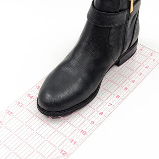 Michael Kors Women JIlly Vegan Black Leather MK Logo Office Dressy Boots size 9