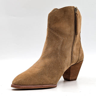 Vince Camuto Women Salintino Sand Suede Cowboy Western Ankle Boots sz 8.5