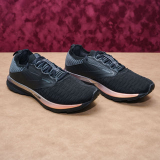 Brooks Women Ricochet 2 LE Black Fabric Running Lace-up Comfort Sneakers sz 9
