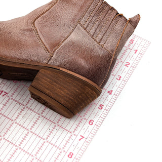 Sofft Women Ardmore Light Brown Distressed Leather Western Ankle Boots size 6