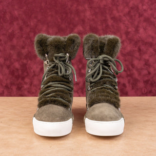 Cecilia NY Women Seymore Olive Green Suede Plush Faux Fur Cuff Lace-up Boots sz 9