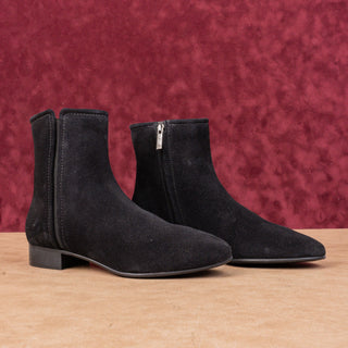 Aquatalia Women Sahara Black Suede Weatherproof zip Round Ankle Boots sz 7