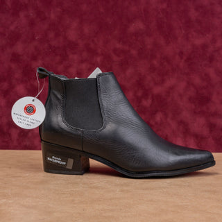 Blondo Women Emelia Waterproof Black Leather Western Chelsea Ankle Boots sz 8
