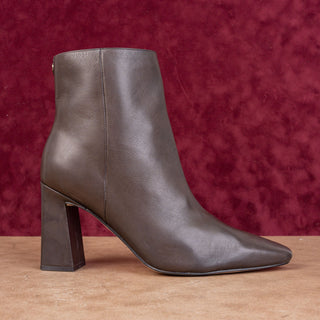 Nine West Raye Brown Leather Zip Semi Square Toe Fashion Ankle Boots sz 11