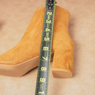 Bruno Magli Women Vinny Tan Suede Fashion Dress Ankle Boots 9.5US EUR 39.5