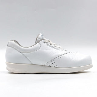 SAS Women Free Time White Leather Comfortable Walking Slim Shoes size 7.5S