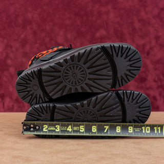 UGG Women HIker Weather Black Suede Waterproof Lace-up Boots sz 7