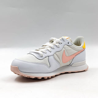 Nike Women The internationalist Artic Orange Retro Athtletic Sneakers size 9