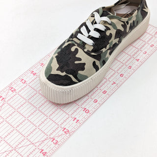 Cool Planet by Steve Madden Stream Green Camo Platform Lace-up Sneakers Size 10