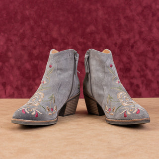 Sofft Women Westmont Floral Embroidered Grey Suede Cowboy Ankle Boots sz 7