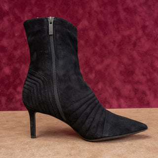Aquatalia Wmn Black Suede Heels Pointy Toe Dress Fashion Night Party Boots sz 8