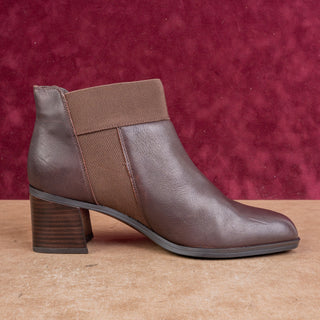 Naturalizer Women Brown Leather Stacked Heel Slip Wide Width Fashion Boots sz 9