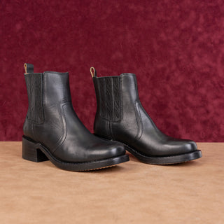 Frye Women Campus Low Chelsea Festival Black Leather Pull Ankle Boots sz 7.5