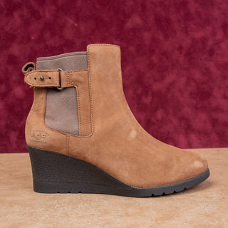 UGG Women Indra Brown Leather Waterproof Fashion Wedge Boots Booties sz 6.5