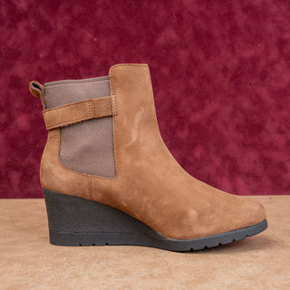UGG Women Indra Brown Leather Waterproof Fashion Wedge Boots Booties sz 6.5
