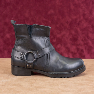 Vintage Foundry Women Morgan Black Leather Harness Moto Biker Ankle Boots sz 6.5