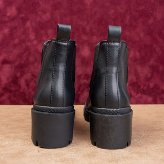 Steve Madden Women Festival Party Night Y2k Chelsea Black Leather Boots sz 9.5