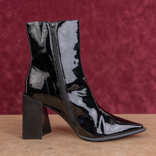 Jeffrey Campbell Siren Y2K Patent Leather Pointy Toe Fashion Boots Sz 9.5